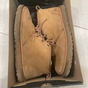 UGG  NEUMEL # 3236 M/CHE Men's Ankle boots Size 10 - Light Brown Chestnut ￼Used